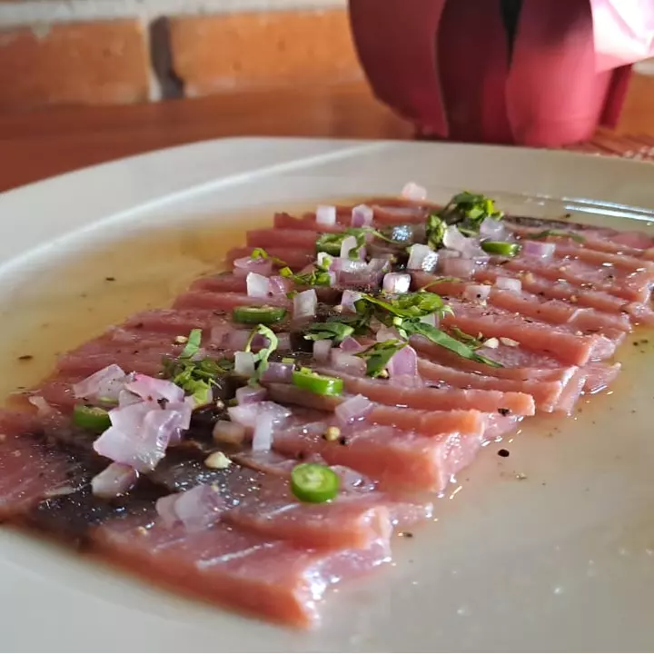 Sashimi de atún