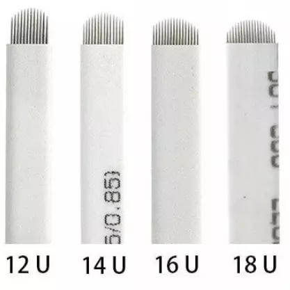 Agujas Curvas Plásticas