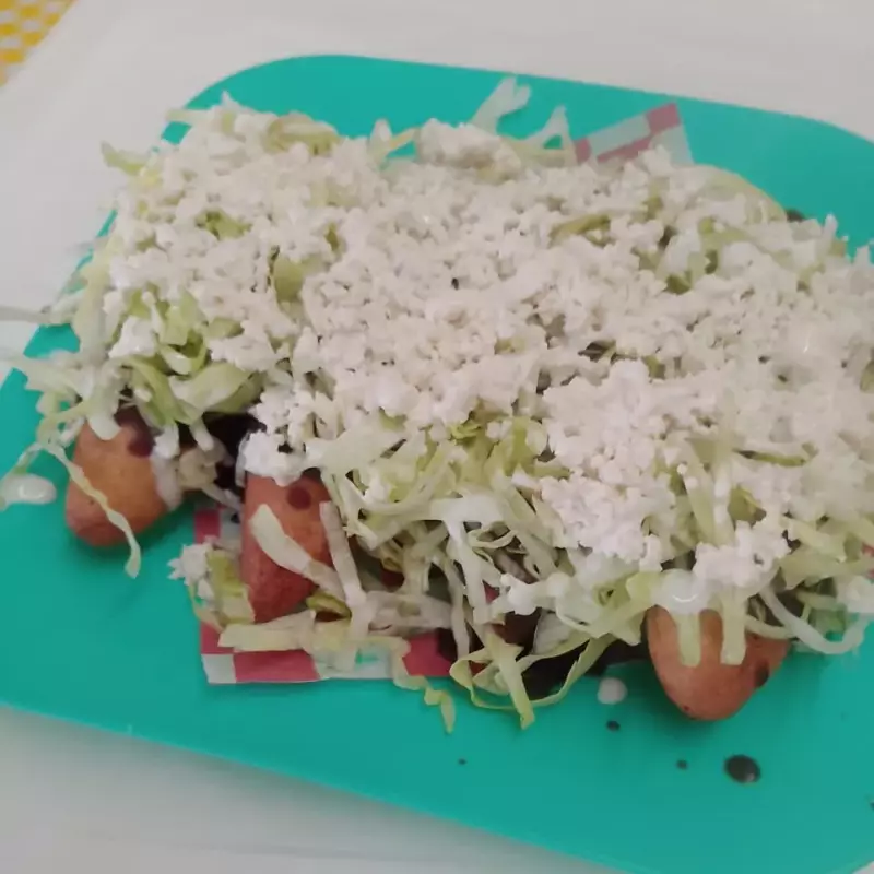 Molote de papa con chorizo