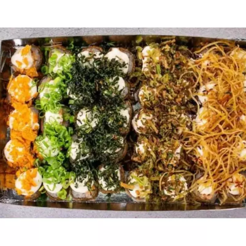 COMBO 40 URAMAKI HOT