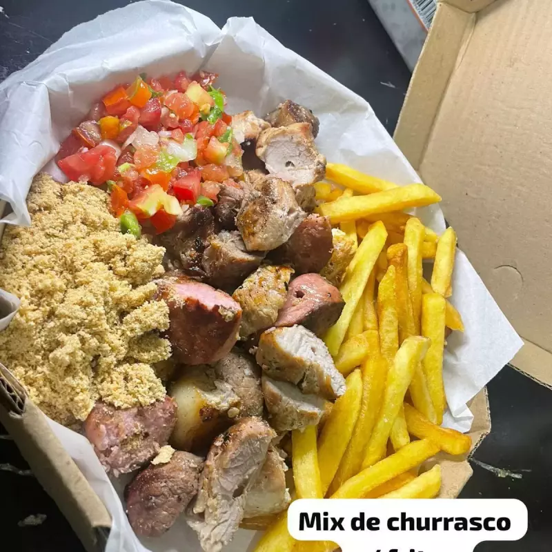 Mix de churrasco com fritas
