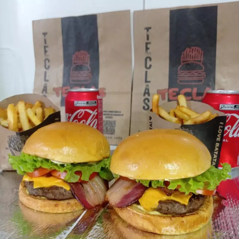 2 Salad bacon 2 Batata 2 Coca Cola