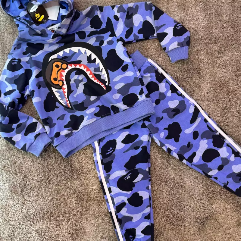 BAPE SHARK