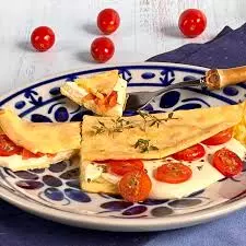 CREPIOCA CAPRESE MINEIRO