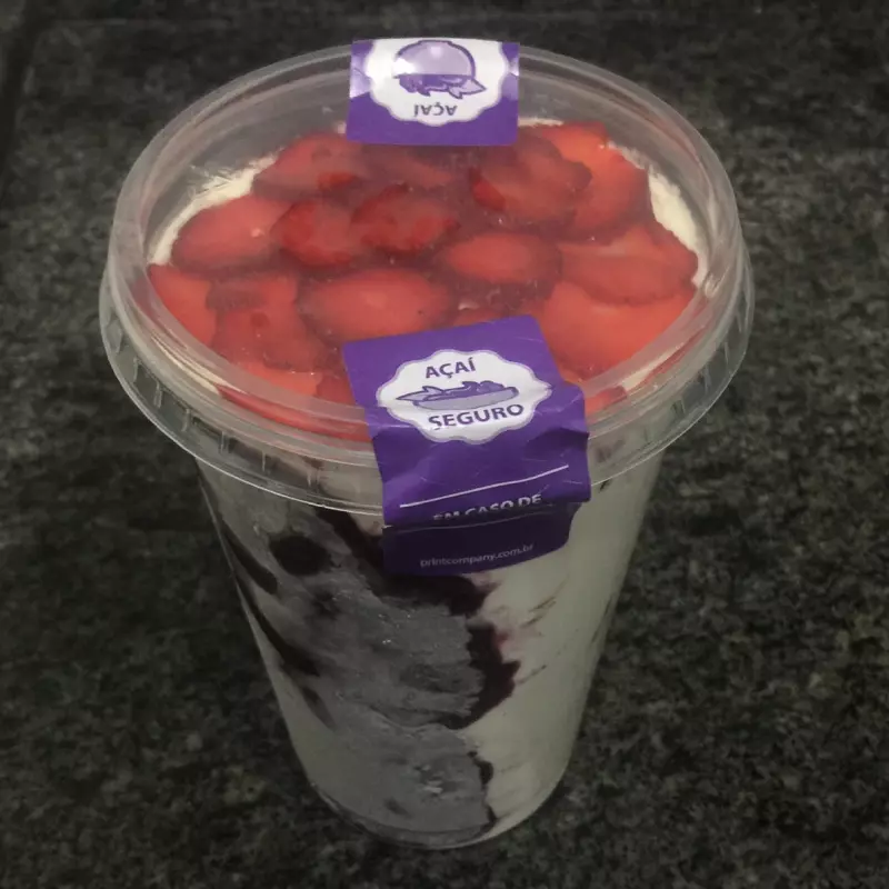 Açaí de 500 ml com creme de ninho