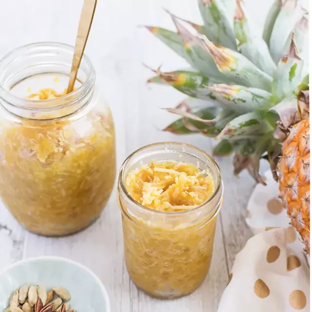 Jalea de piña, coco y cardamomo