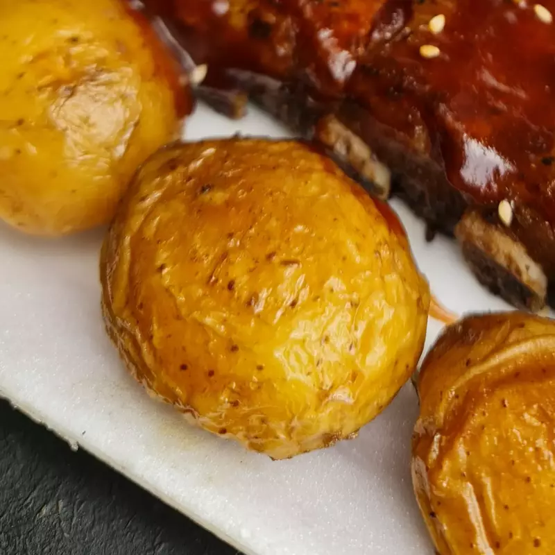 Batata Frita com Pernil e Queijo