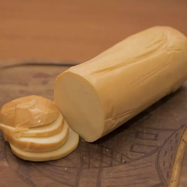 QUEIJO PROVOLONE ROLO DEFUMADO 500g