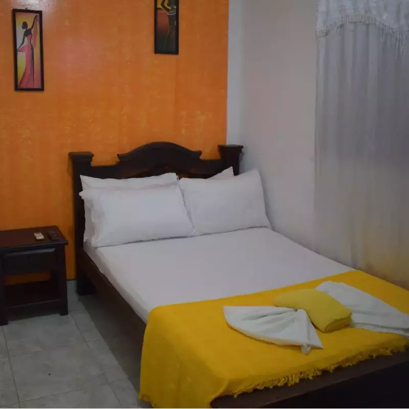 Habitación cama 1.40, 2do piso