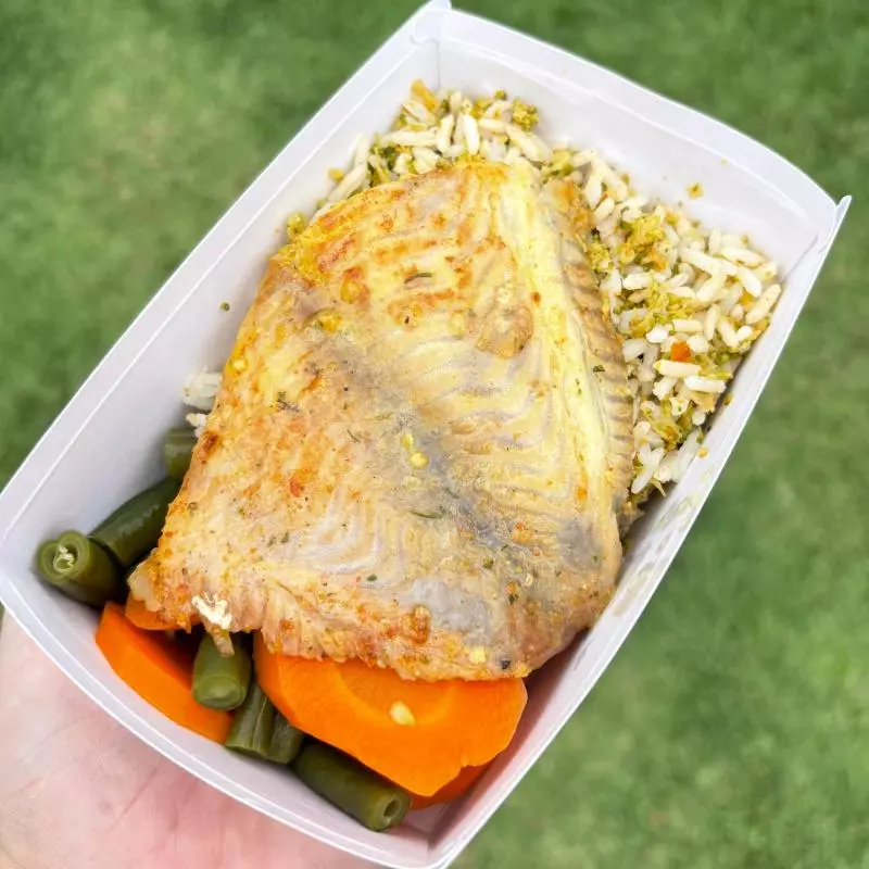 Tilápia c/ arroz de brócolis