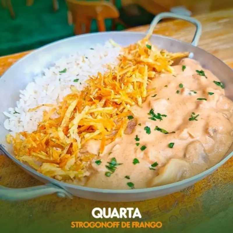 (Quarta feira) STROGONOFF DE FRANGO