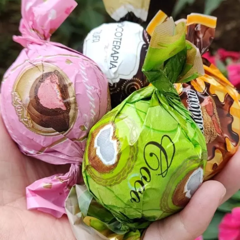 Trufa de ninho com geleia de morango