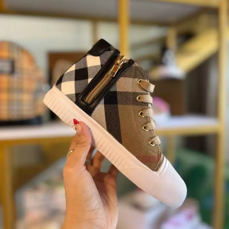 TENIS BURBERRY BOOT WHITE