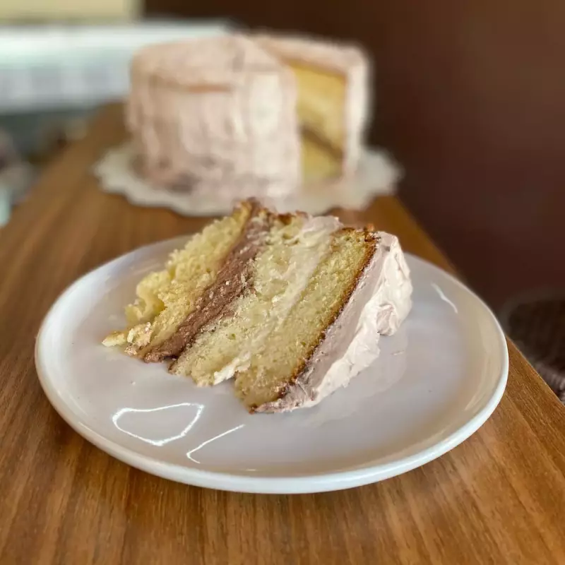 Fatia de Torta de Bem Casado