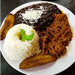 PABELLON CRIOLLO