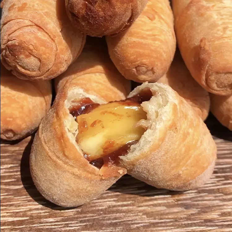 6 tequeños de guayaba con queso