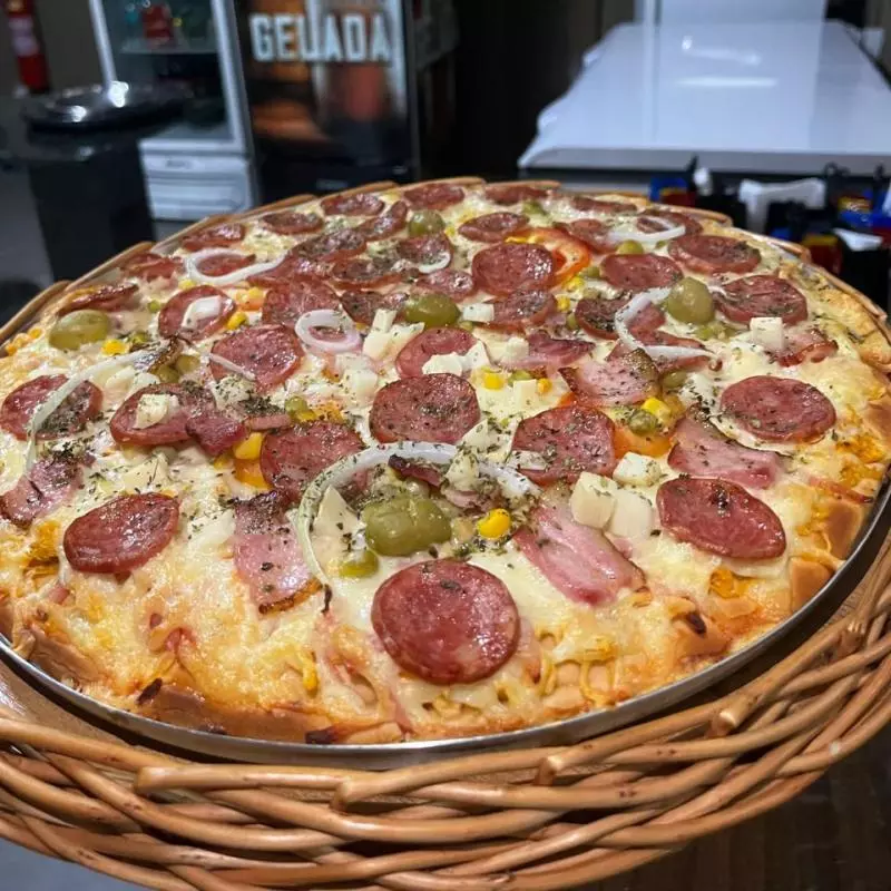 PIZZA MÉDIA BRASILEIRA