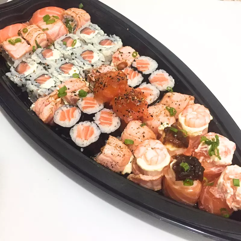 Barca Seu Sushi + Quadra de Sashimi