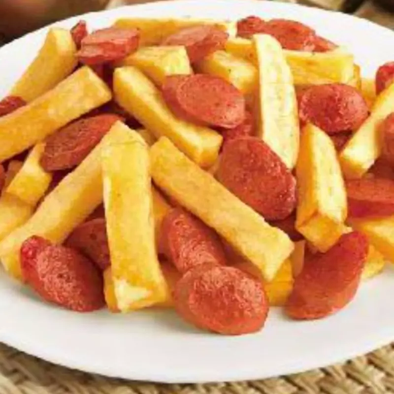 Salchipapas
