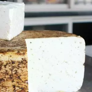 Queso de Año Emmanuel