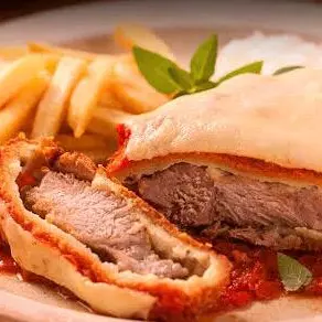 BIFE Á PARMEGIANA