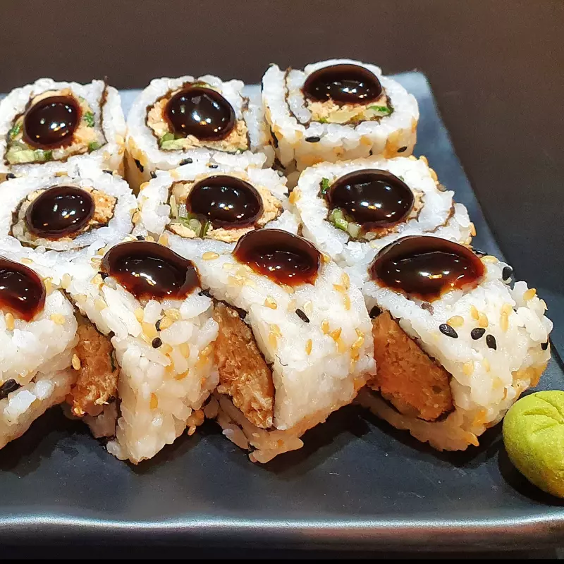 SKIN URAMAKI 08 unidades