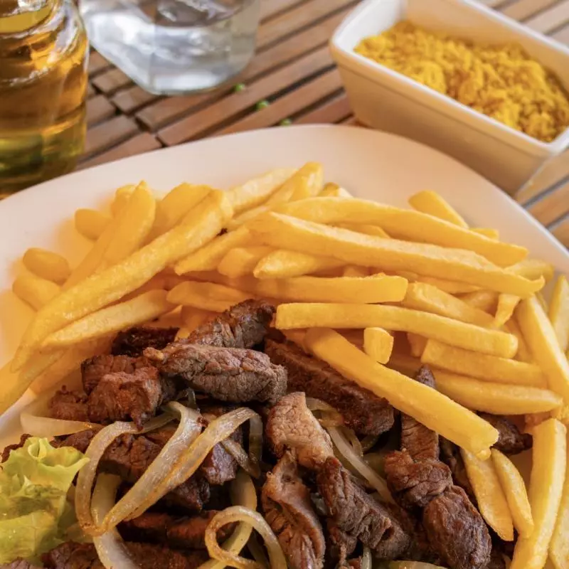 Trinchado de Maminha com baião