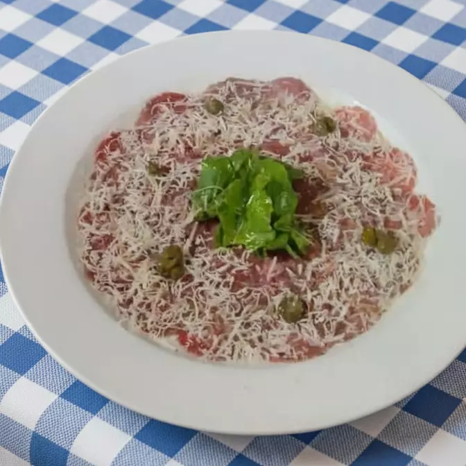 Carpaccio de res