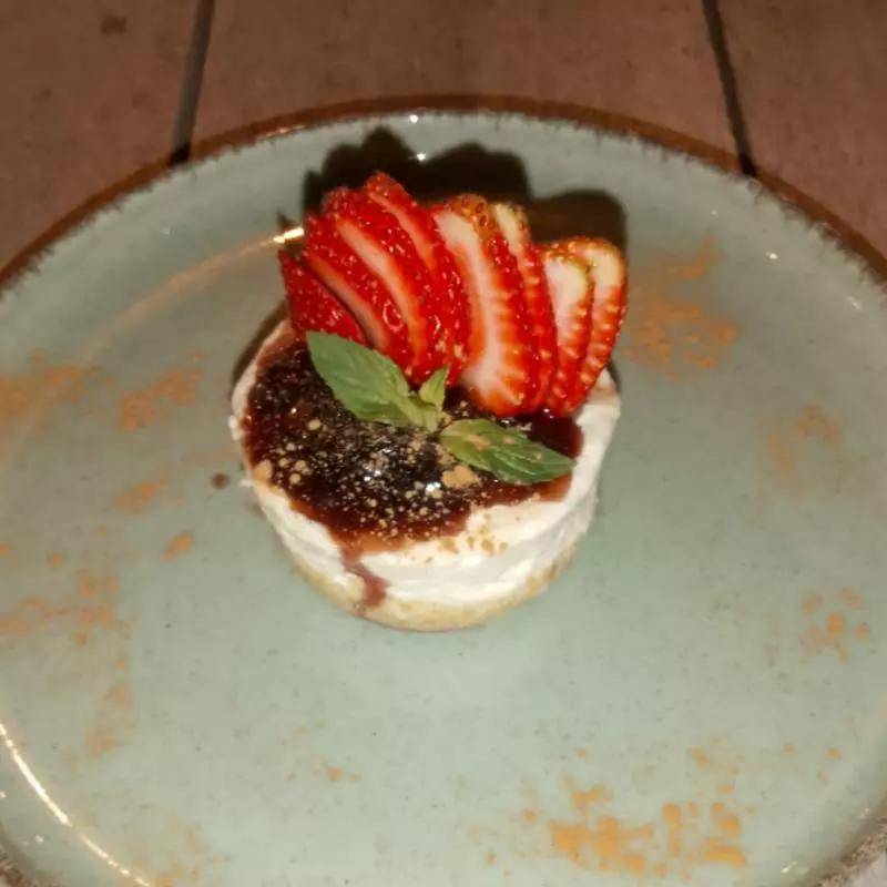 CHEESECAKE DE FRUTOS ROJOS