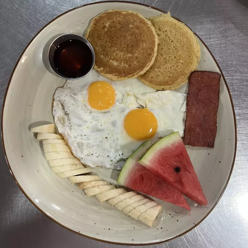 DESAYUNO AMERICANO