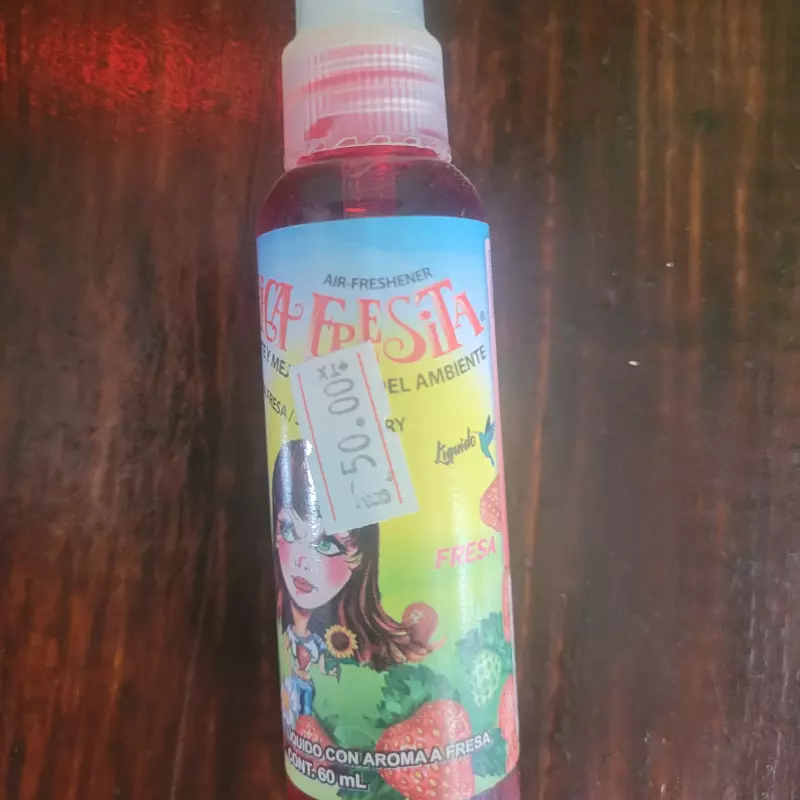 Chica-fresita: atomizador