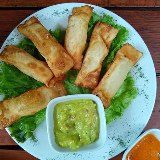 Tequeños Con Guacamole