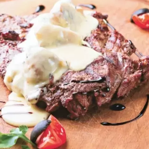 Short Ribs ao Queijo