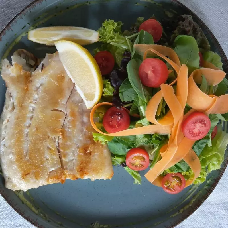 MERLUZON GRILLADO O A LA ROMANA