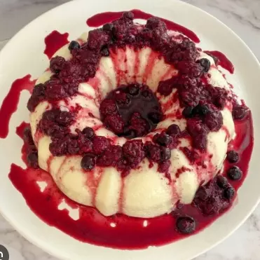 MANJAR DE COCO C/  FRUTAS VERMELHAS