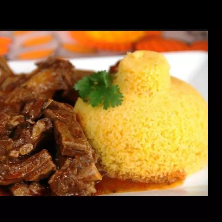 CUSCUZ COM COSTELA