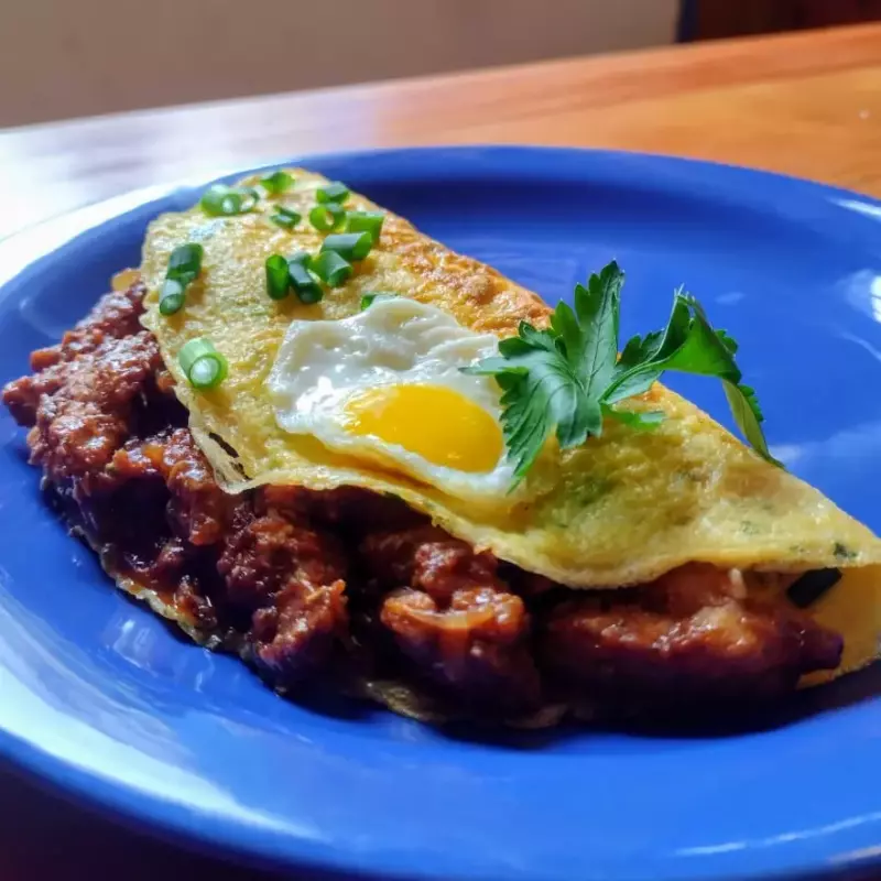 OMELETE PERNIL AO BARBECUE