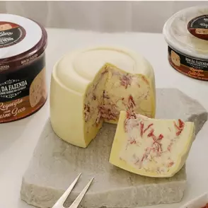 Queijo Requeijão com Carne