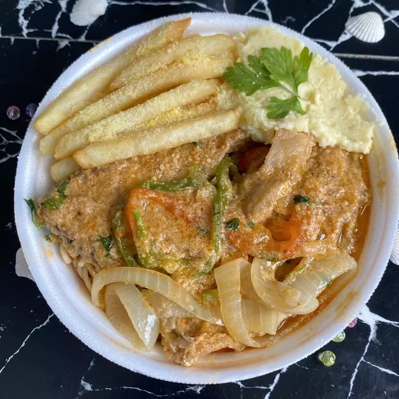 Peixe ao Molho de camarão