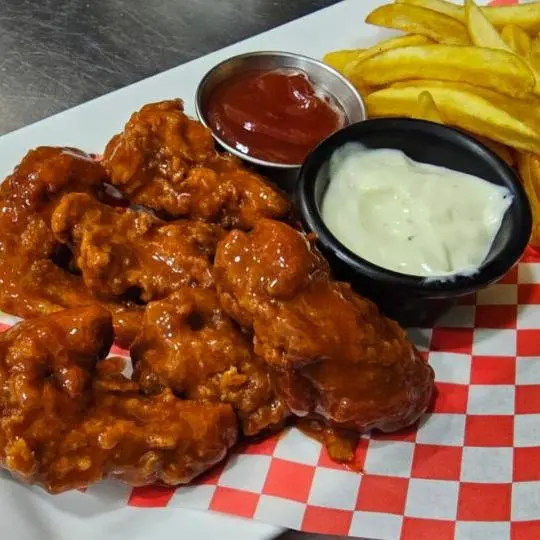 6 Chicken wings