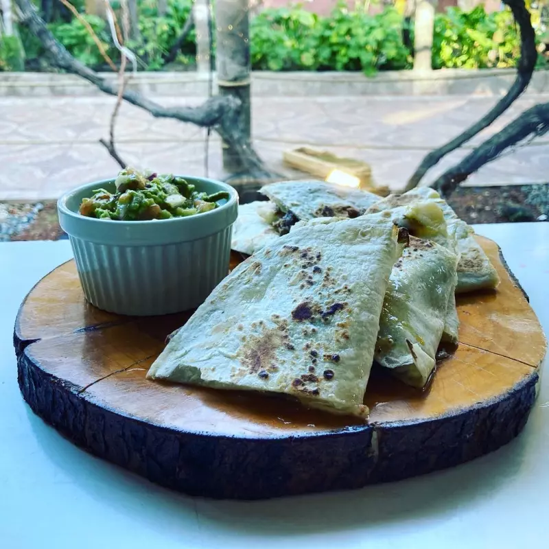 Quesadillas con guacamole