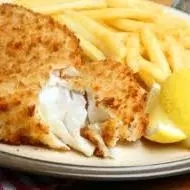 Filé de Pescadinha com Fritas