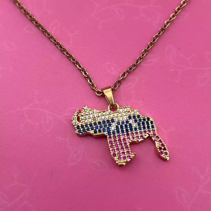**Collar mapa brillantes**