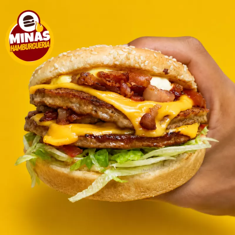 Duplo Cheddar Bacon Burger