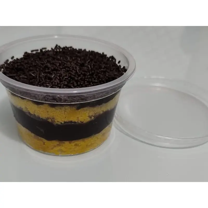 Bolo de cenoura com brigadeiro