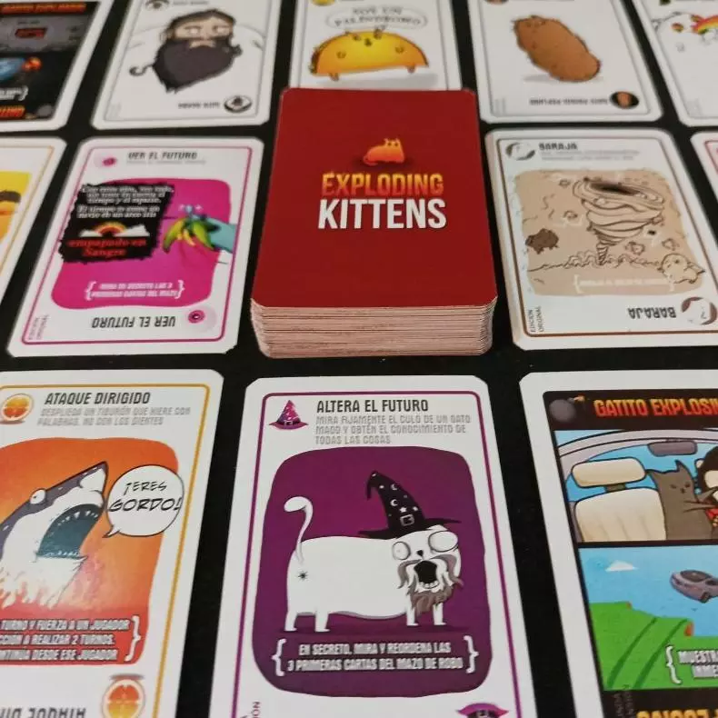 Gatitos Explosivos 😼💣 + Expansión