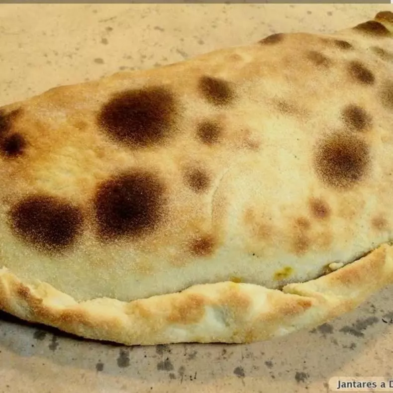 Calsone de pizza