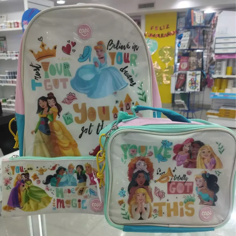 Combo escolar Princesas Capi.