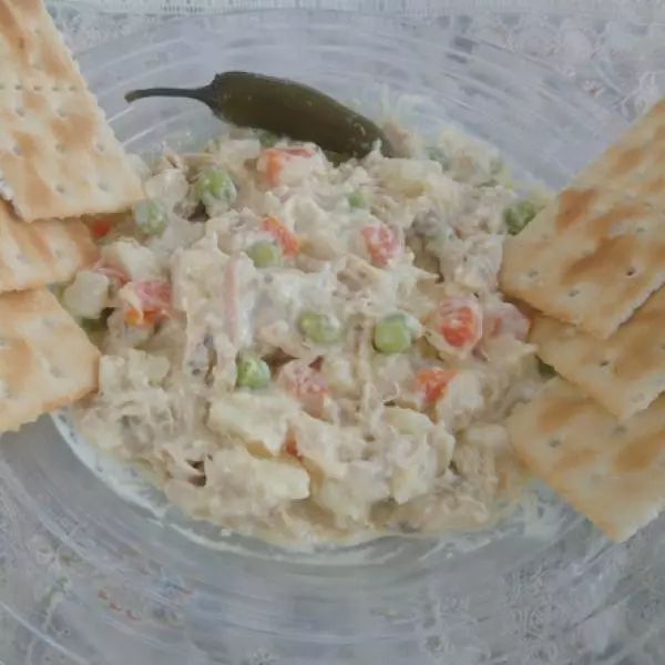 ENSALADA DE POLLO