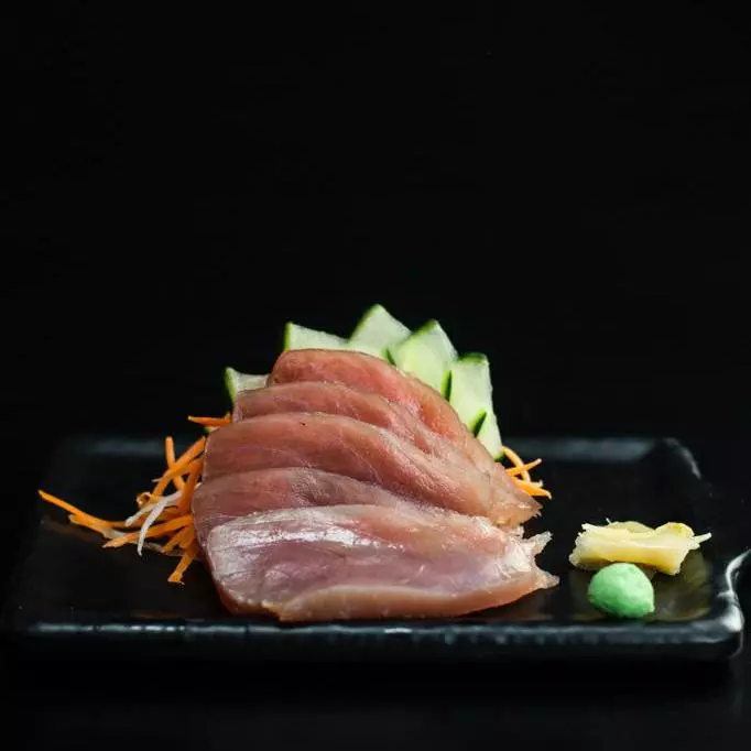 - Sashimi de Atum (5pçs)